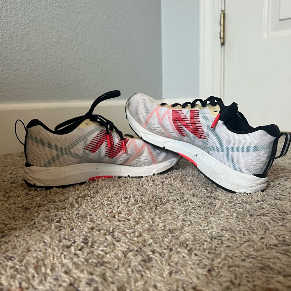 New Balance running shoes. Women’s 7.5